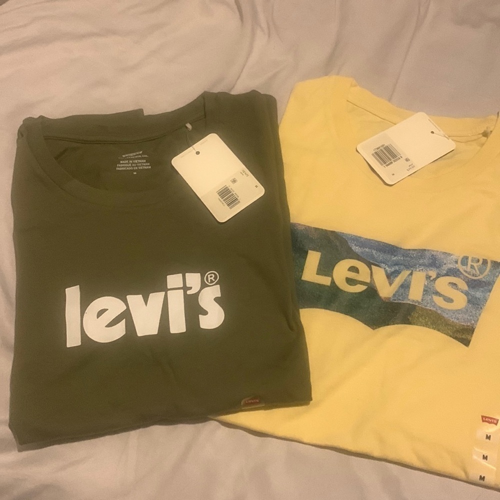 Bundle two Levi’s women's t-shirts size medium